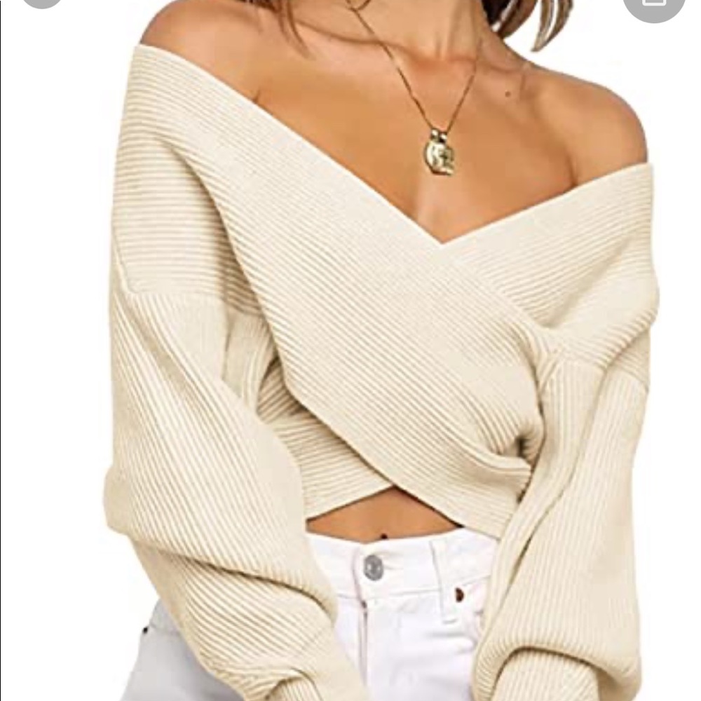 New Bacio Sweater Off The Shoulder Cropped Cream Size S